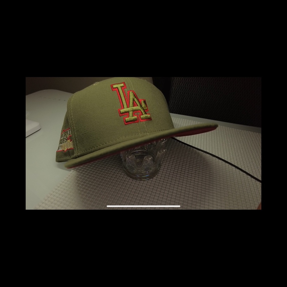 Fitted 7 5/8 collectible hats ( SIDE Patches)